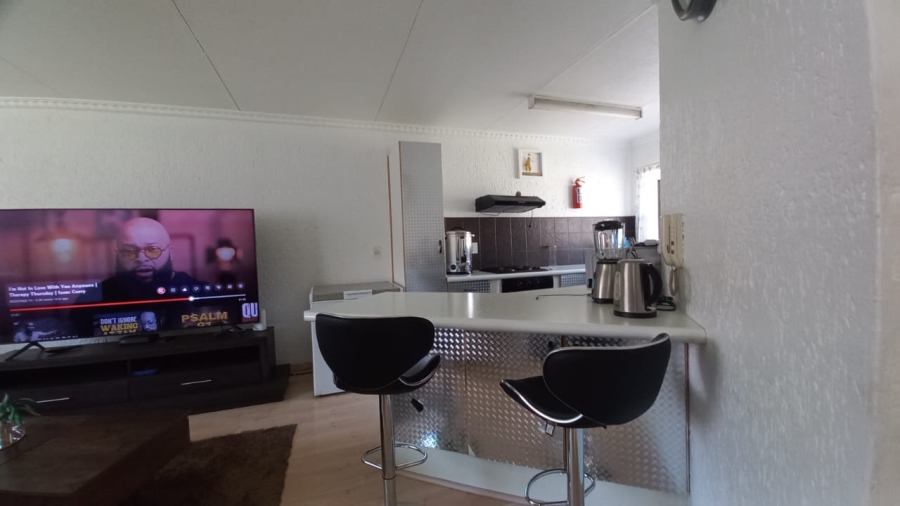 2 Bedroom Property for Sale in Pellissier Free State